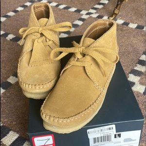 NEW WITH TAGS and BOX Clarks Chukka Boots